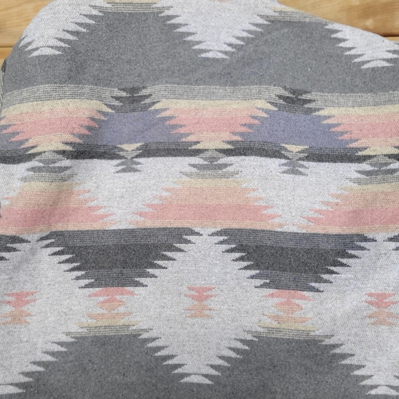 Aztec pattern jacket - Picture 6 of 6